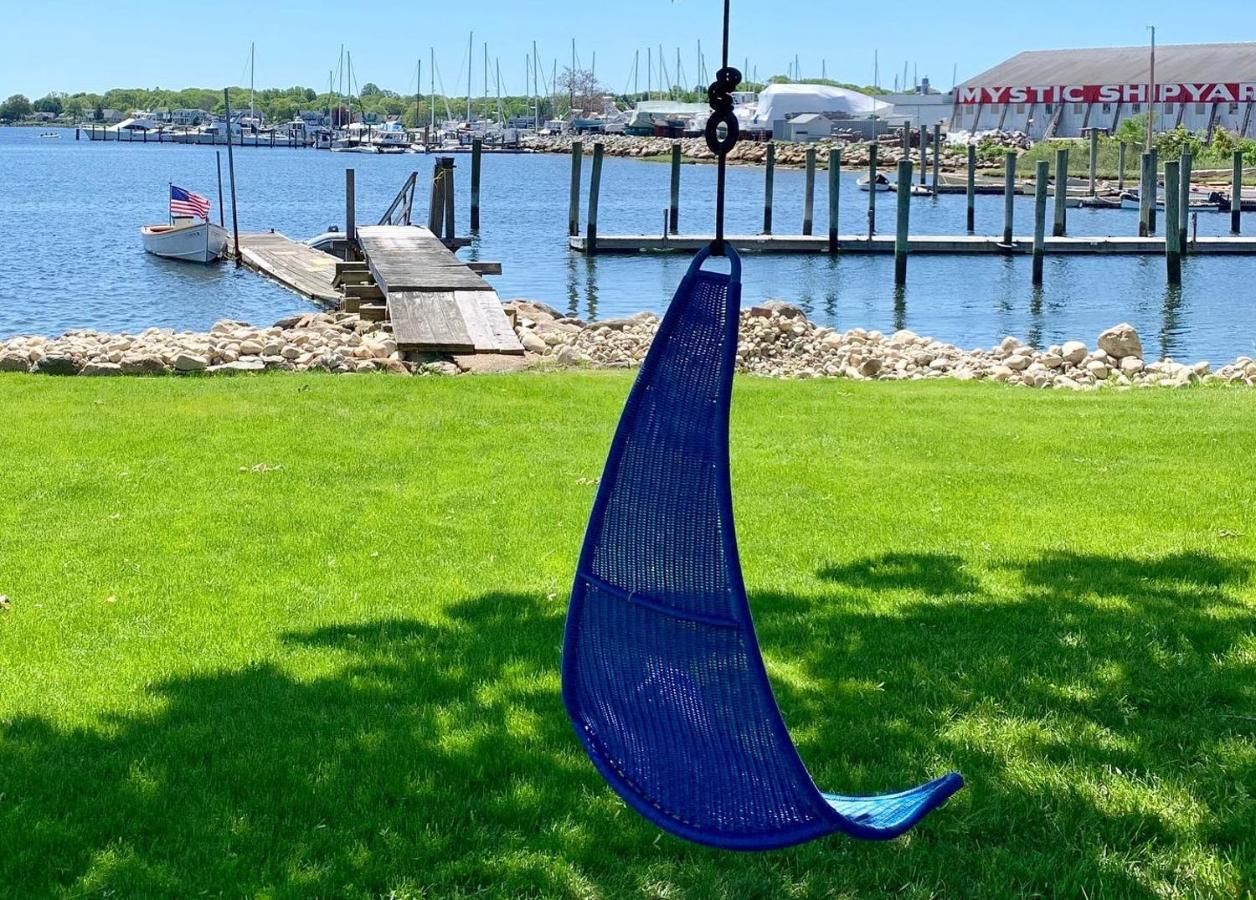 米斯蒂克 Harbor View Landing酒店 外观 照片