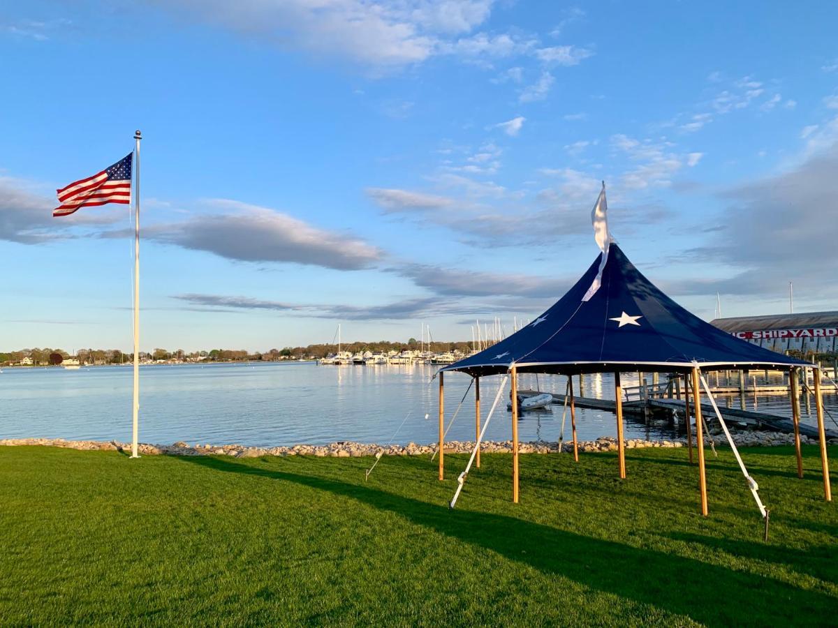 米斯蒂克 Harbor View Landing酒店 外观 照片