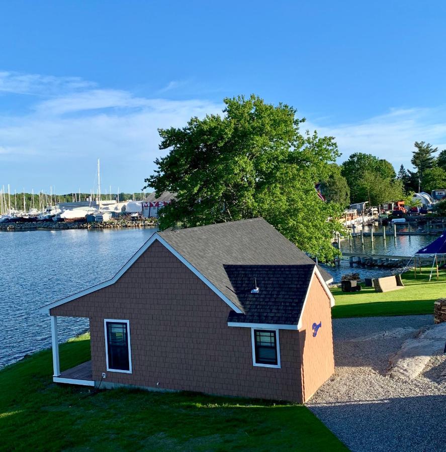 米斯蒂克 Harbor View Landing酒店 外观 照片