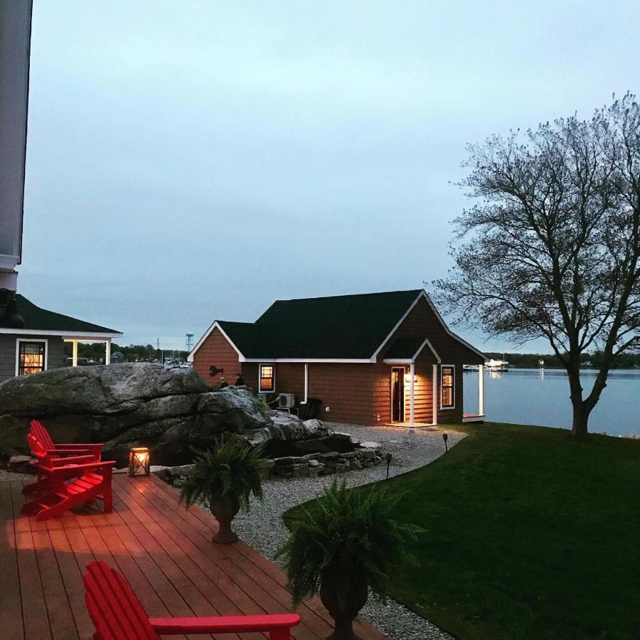 米斯蒂克 Harbor View Landing酒店 外观 照片